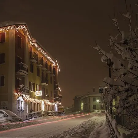 Otel Al Pelmo Wellness 3*