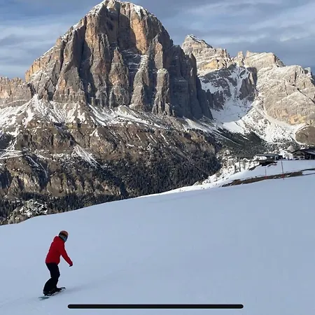 Al Pelmo Hotel 3*